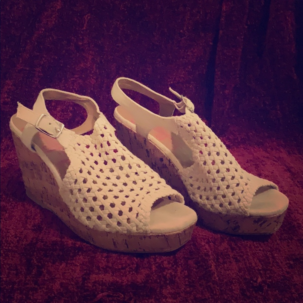 Jellypop women’s Adeline Crochet wedge sandal